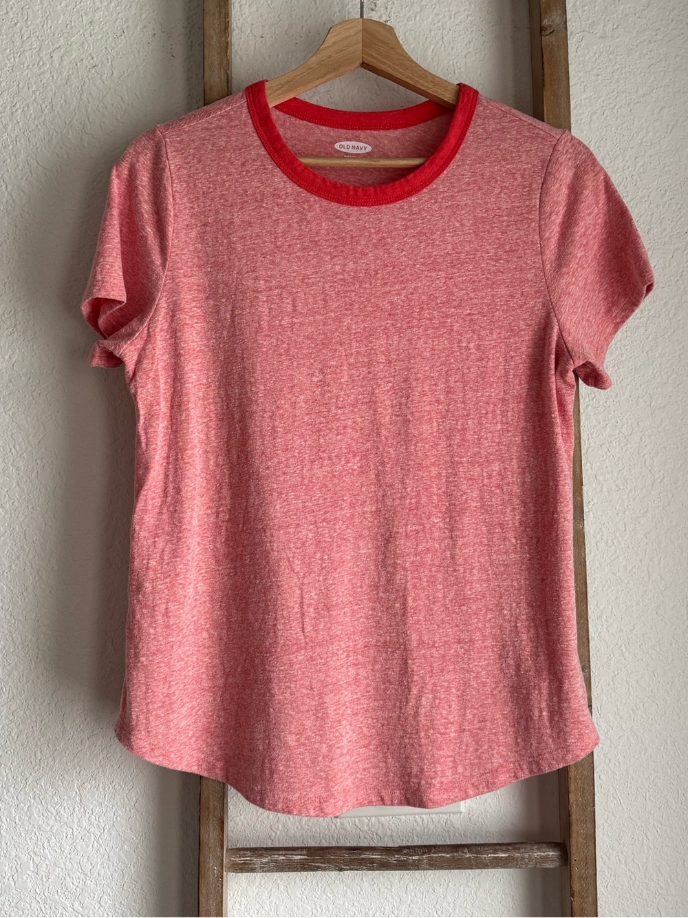 Old Navy Everywhere Red Short Sleeve T-Shirt sz: Small